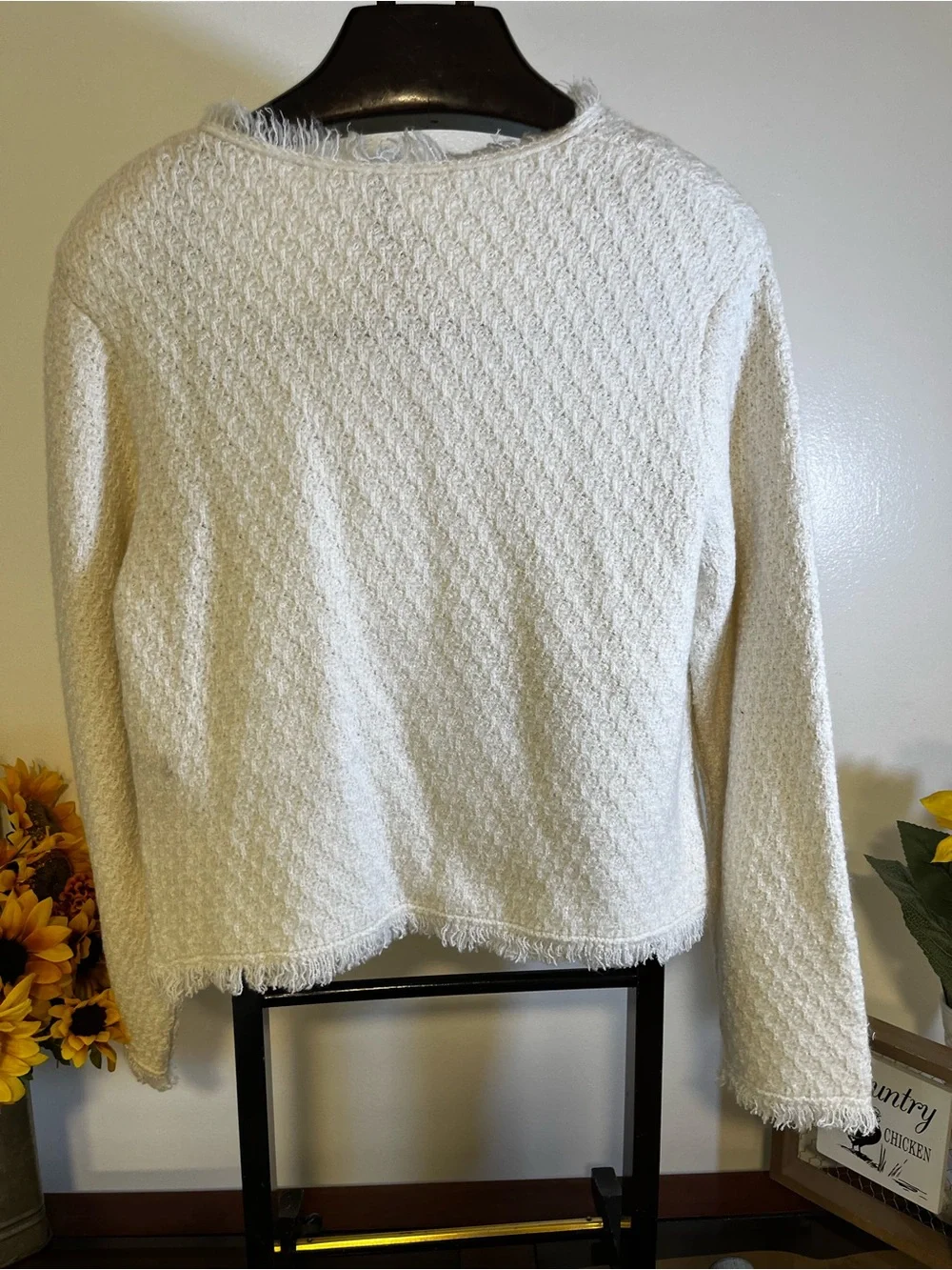 Divided by H&M Cream Bouclé Fringe Open Front Cardigan Sweater size M NWT